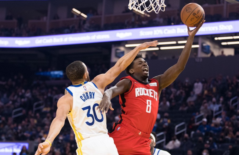 江南体育直播勇士球星三分绝杀,全场观众热烈欢呼,责任阅读介绍网络我的.的简单介绍