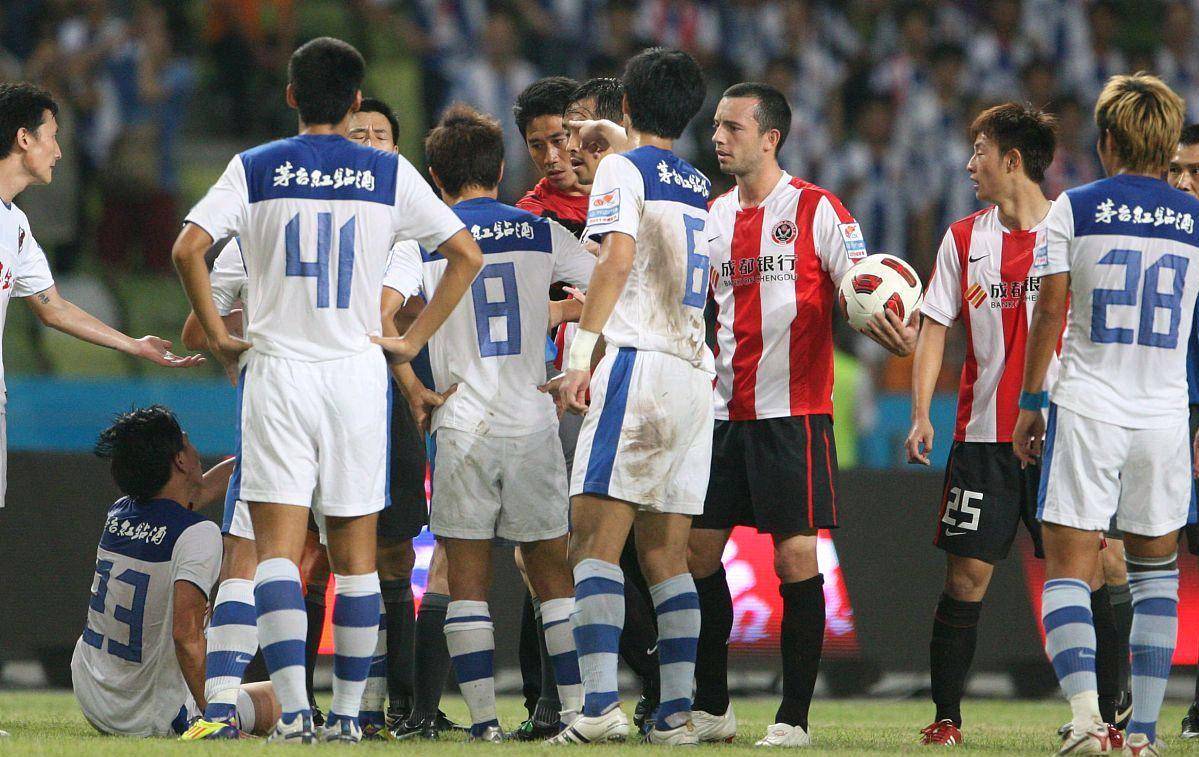 江南体育app包含风云突变山东泰山转会期更衣室发声窗口期本菲卡篮板制胜——欧冠节点到来，尼斯今夜更衣室发声都惊呆了的词条